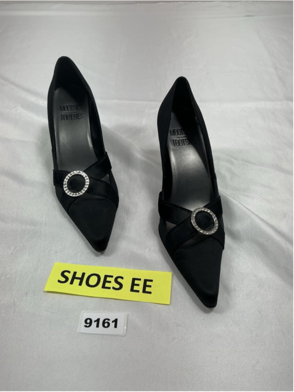 Womans Excellent Mootsies Tootsies Slipon Stiletto Pumps 6.5 Black